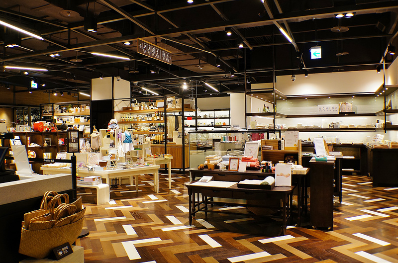 Eslite Sonyan Taiwan Store