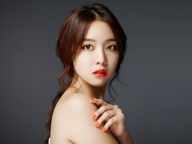 Hankook Cosmetics hot demand South Korea news - Retail in Asia