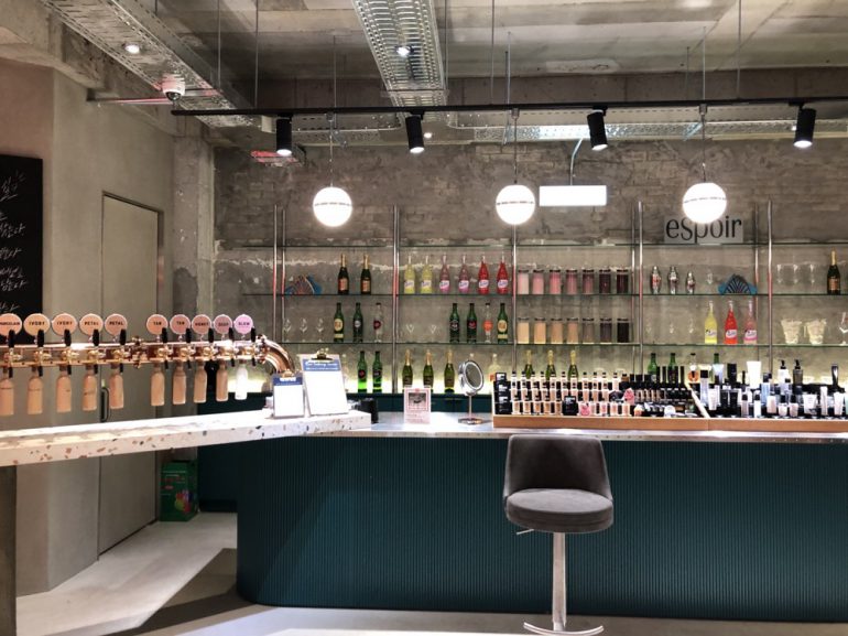 Espoir to introduce new concept store 'Make-up Pub' in Seoul