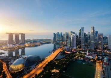Singapore-forecasts-big-m-commerce-gains-despite-online-slowdown
