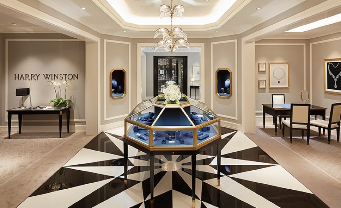 Где продать harry winston. Харри Винстон. Harry Winston бутик в Москве.