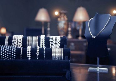 Ebay expands authentication platform to luxury jewelry