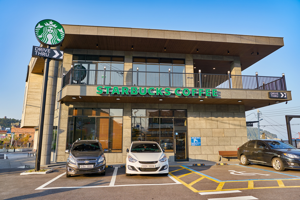 Starbucks Korea switching to paper straws this year - The Korea Times