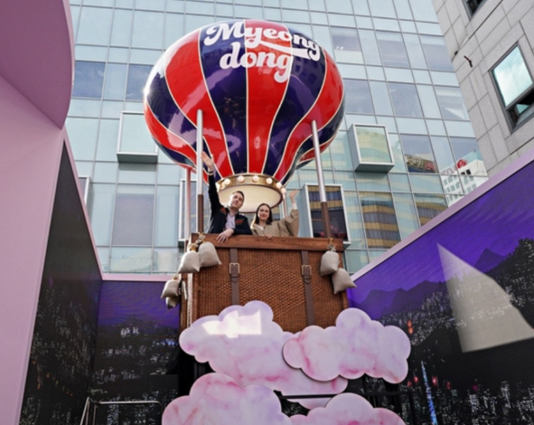 Louis Vuitton's Hot Air Balloon Pop-up Lands in Singapore