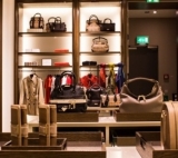Burberry reports 33pc jump in net profits for the first half of fiscal  2013-2014 - Retail in Asia